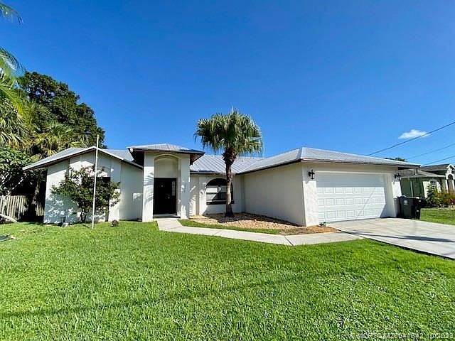 1st image of 2273 SE Master Ave