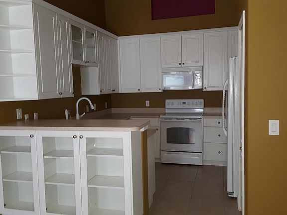 2nd image of 530 Remington Green Dr SE Unit 106