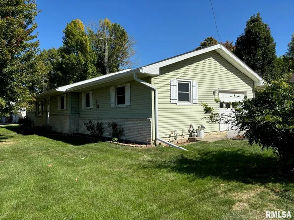 430 S State, Divernon, IL 62530