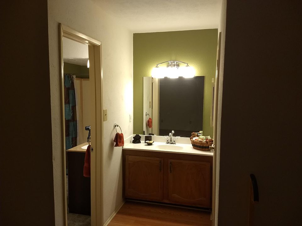 2nd image of 2116 Newbury Dr