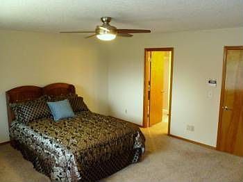 2nd image of 665 NE Goldie Dr