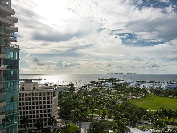 5th image of 2821 S Bayshore Dr Unit 12D