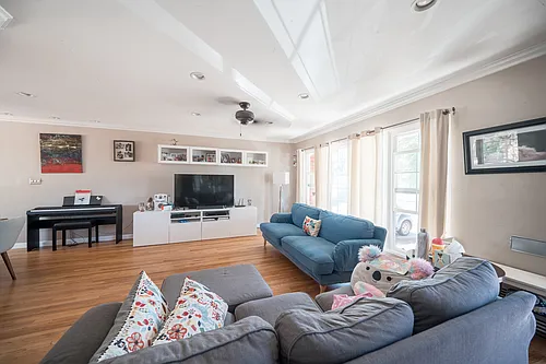 5211 Judson Way Photo 1