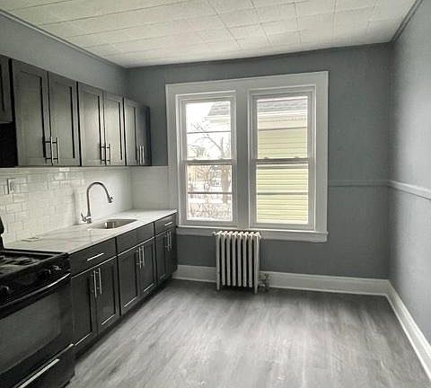 2nd image of 57 Melville Pl #2R