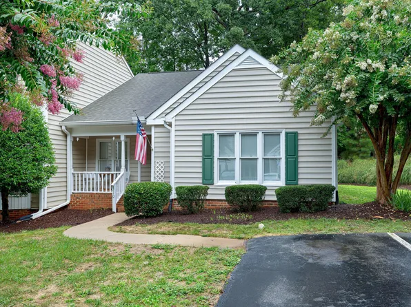 310 Riverwalk Cir, Cary, NC 27511