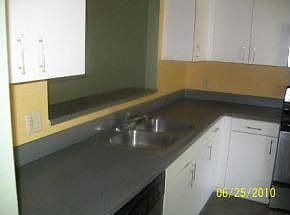 2nd image of 920 Jamestown Dr
