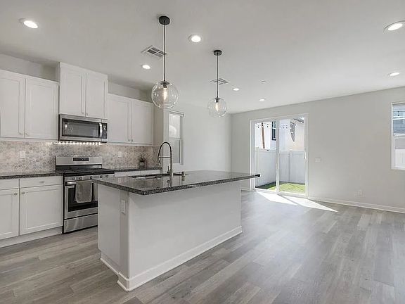 2nd image of 4141 Mission Tree Way