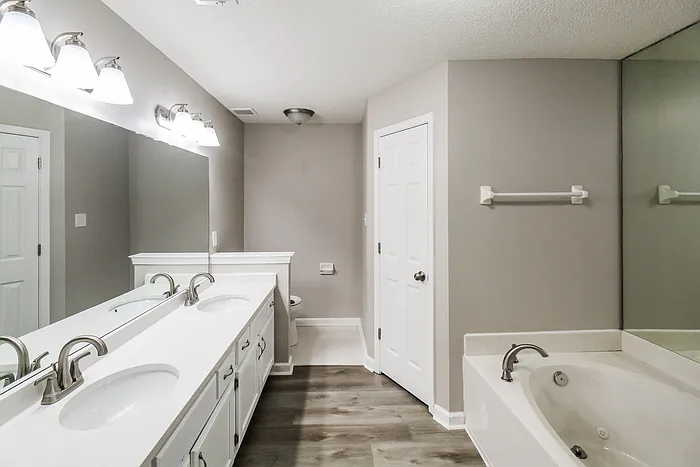 5330 Sea Horse Dr — Photo 13