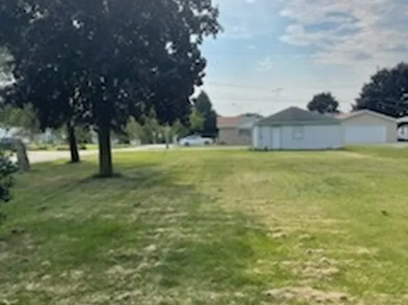 544 Houston St, Lemont, IL 60439