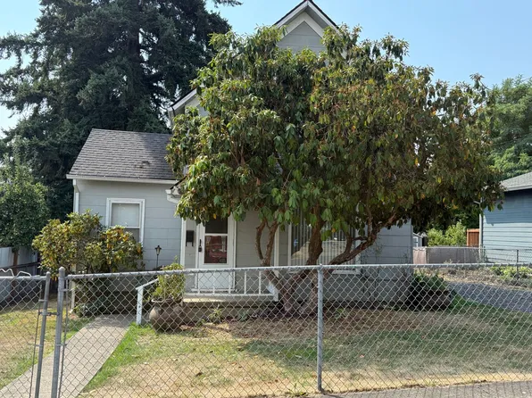138 NW 17th Ave, Camas, WA 98607
