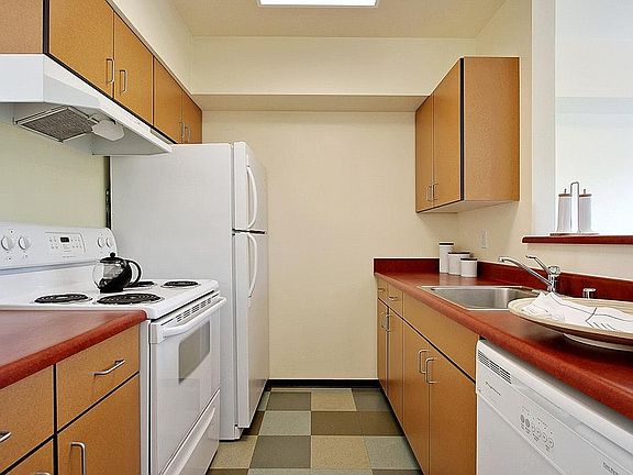 5th image of 6189 NE Radford Dr APT 1904