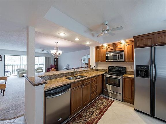 5th image of 5708 Deauville Cir APT J204