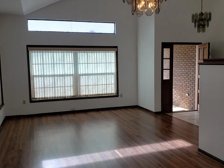 2575 Palm Lake Dr — Photo 17