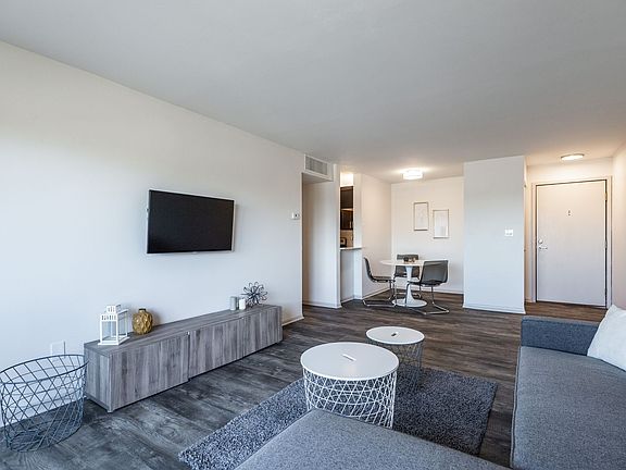 5th image of 1751 S 115th Ct APT 209