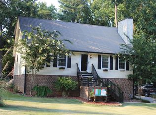 2302 Sutton Place Dr, Jasper, AL 35504