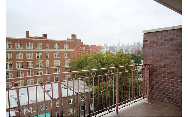 Rented by Douglas Elliman | media 104