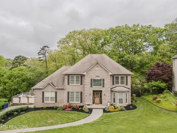 10315 Loma Dr, Knoxville, TN 37922