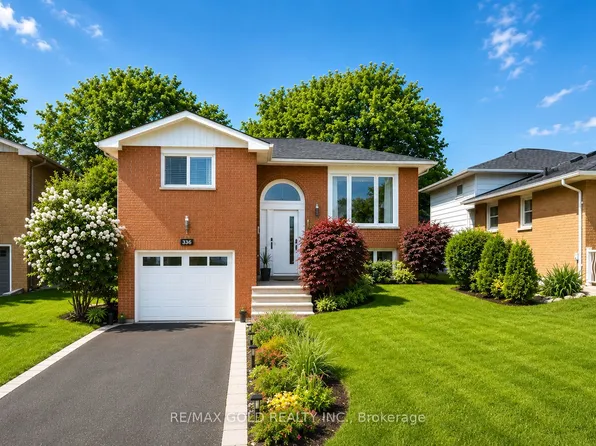 3345 Monica Dr, Mississauga, ON L4T 3E6