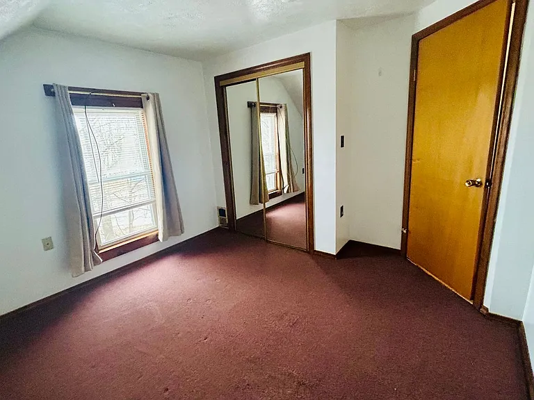 175-177 Myrtle Ave — Photo 13