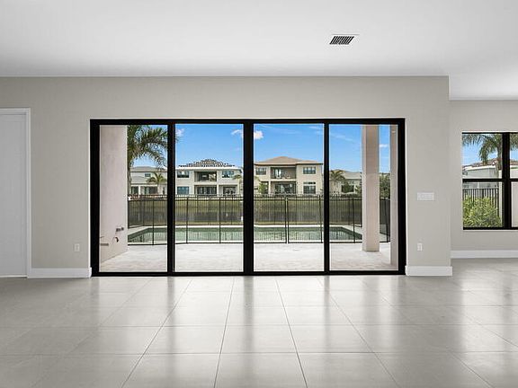 5th image of 20414 SW Juniper Ave