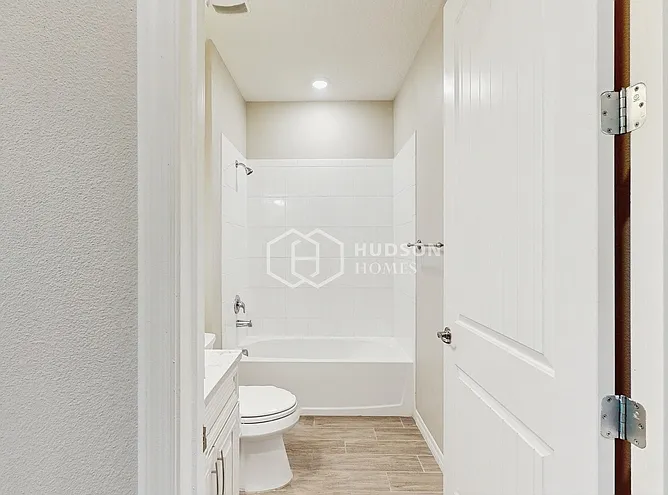 1527 Lyonsdale Ln — Photo 23