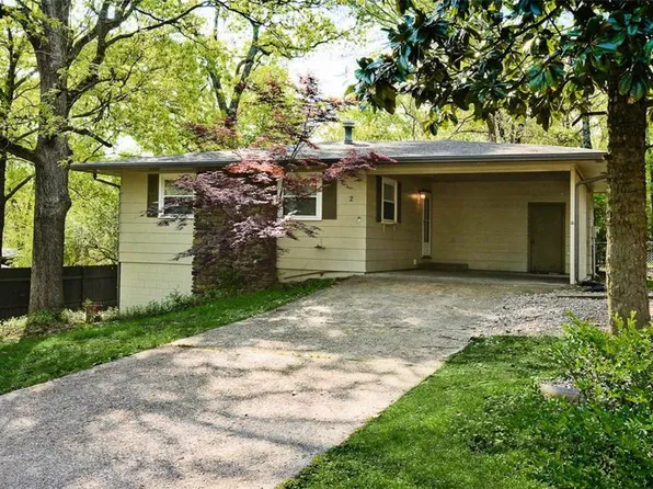 2 Bishampton Ln, Bella Vista, AR 72714