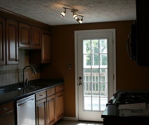 4th image of 804 Olde Pioneer Trl APT 169