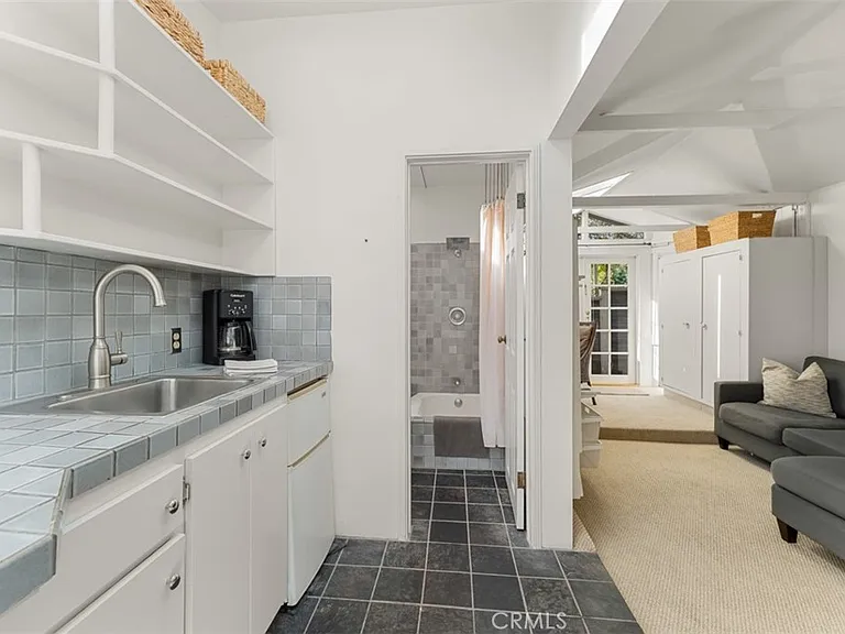 500 Mountain Rd — Photo 27