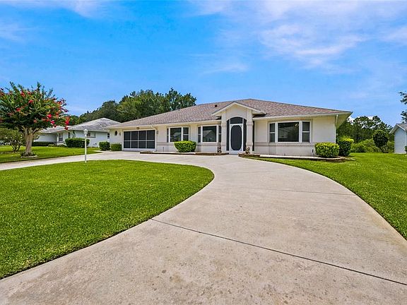 3rd image of 27202 Racquet Cir