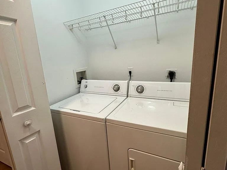 350 Boyers Ave #101 — Photo 11