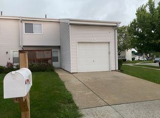 1916 N Alpine Dr, Glendale Heights, IL 60139