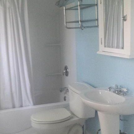 5th image of 1632 Kalamazoo Ave SE