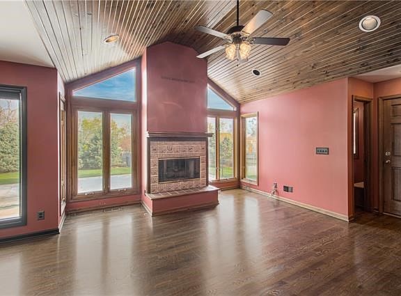 5th image of 7506 Canterbury Ct