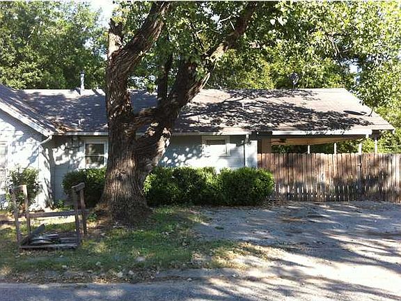 Side of House, Mature Shade Tree