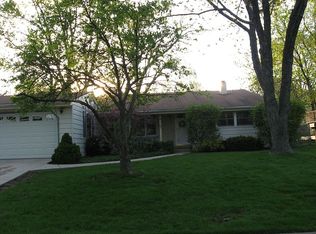 476 Estate Dr, Buffalo Grove, IL 60089