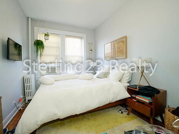 4th image of 2601 24th Ave APT 1A