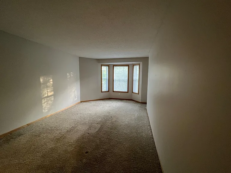 111310 Village Rd — Photo 20