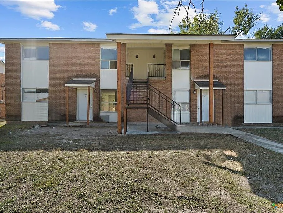2213 Valley Forge Ave #B