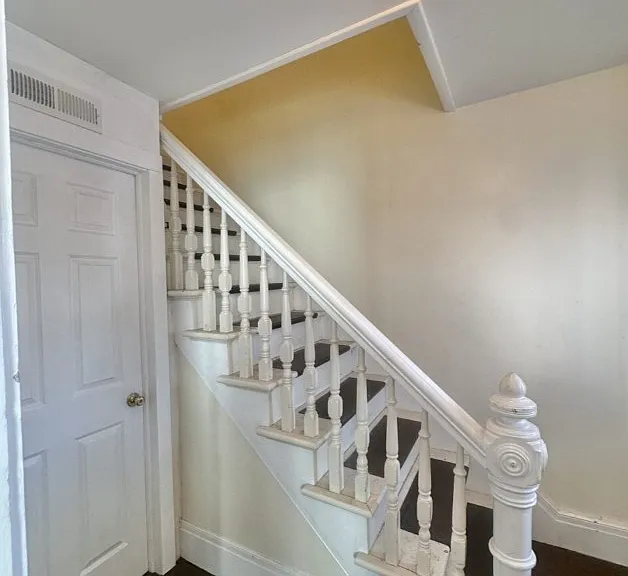 986 Ash St #101 — Photo 29