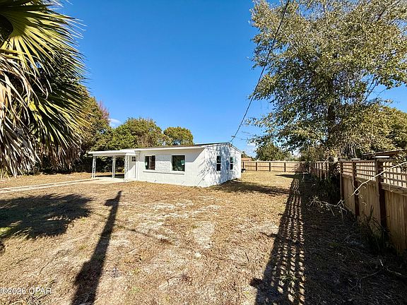2nd image of 704 Cactus Ave