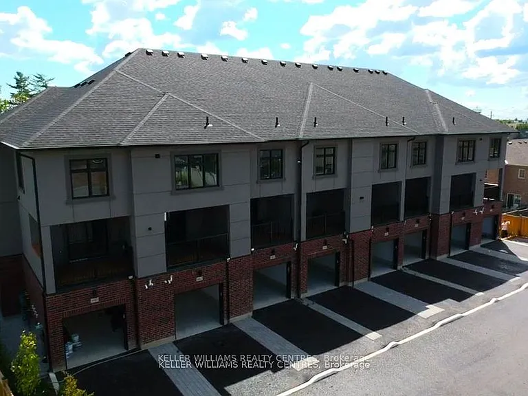 454 Veterans Dr — Photo 34
