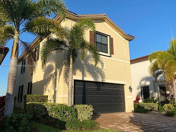2nd image of 10236 W 32nd Way #10236