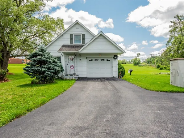 595 Erie Station Rd, West Henrietta, NY 14586