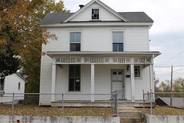 1st image of 301 Ellyson Ave