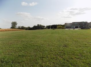 2421 Red Bird Ln, Fairmont, MN 56031