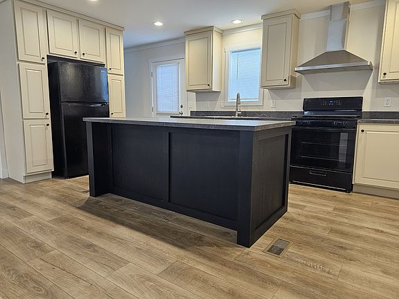 5th image of 1007 Chateau Blvd #230