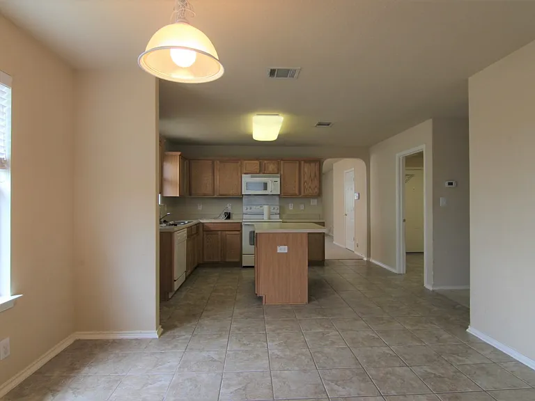 249 Val Verde Dr — Photo 8