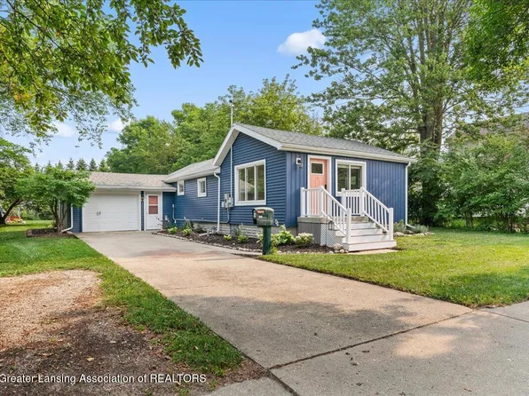 618 W Gibbs St, Saint Johns, MI 48879