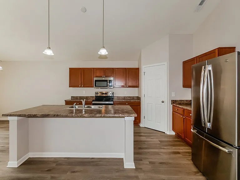 2532 Copper Hill Dr — Photo 9