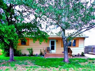 1705 Diane St, Garden City, KS 67846